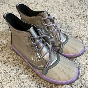 Sorel Out ‘N About Leather Boots Size 6